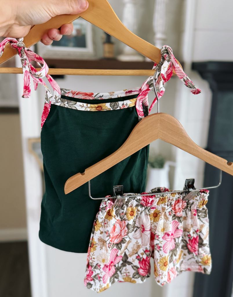 Kid's floral bag shorts and tie tank