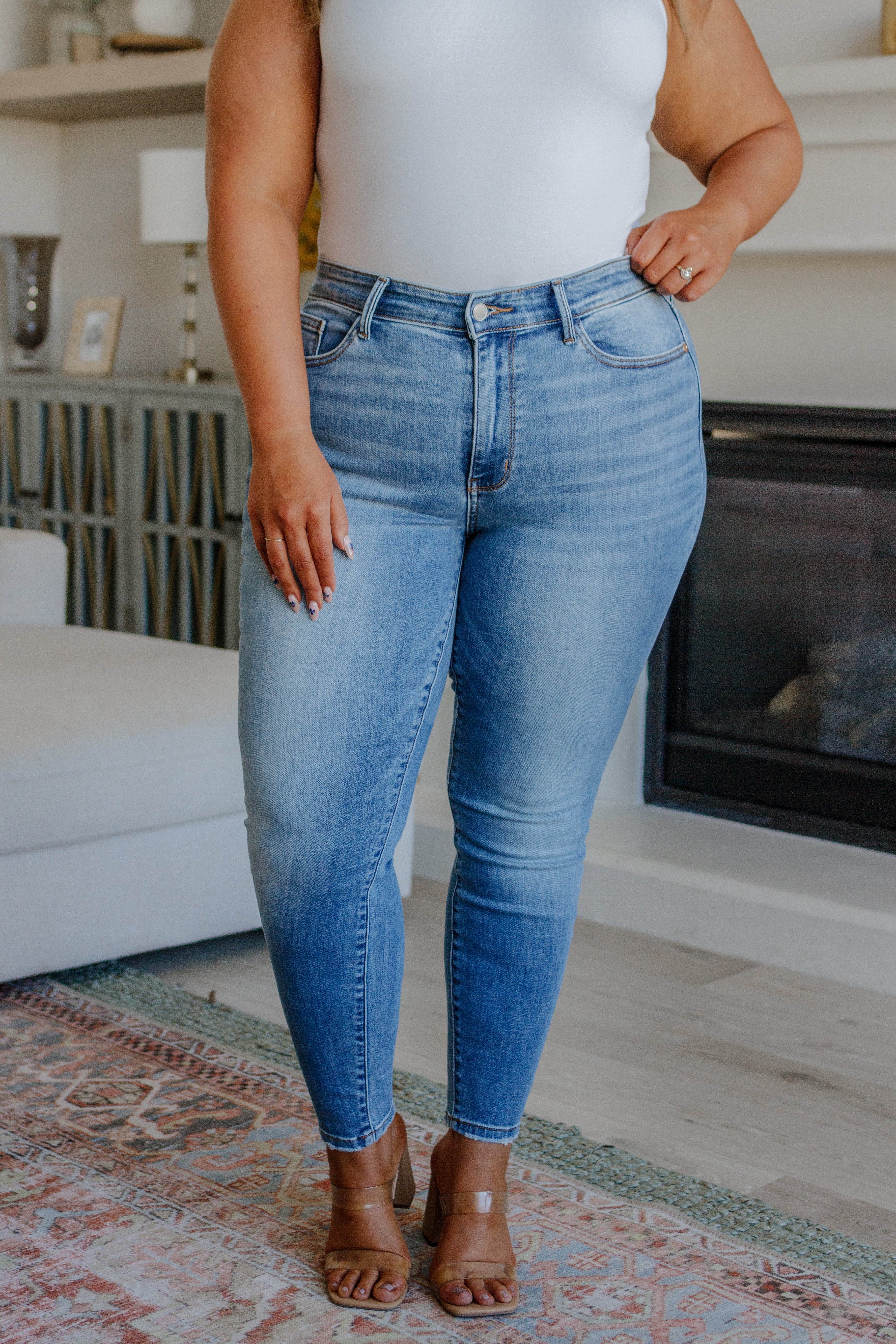 Catherine Mid Rise Vintage Skinny Jeans - The Sapphire Star