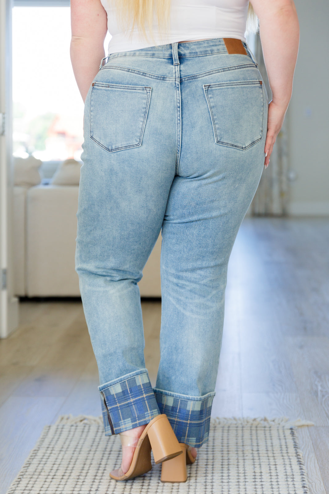 Miranda High Rise Plaid Cuff Vintage Straight Jeans - The Sapphire Star