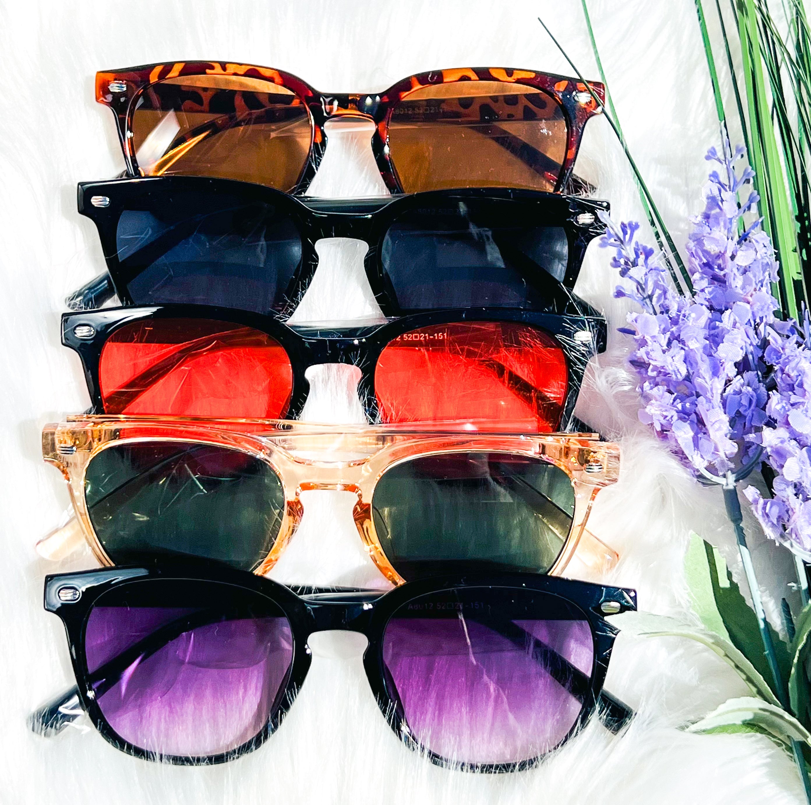 Women’s Sunglasses - 1 pair