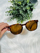 Women’s Sunglasses - 1 pair