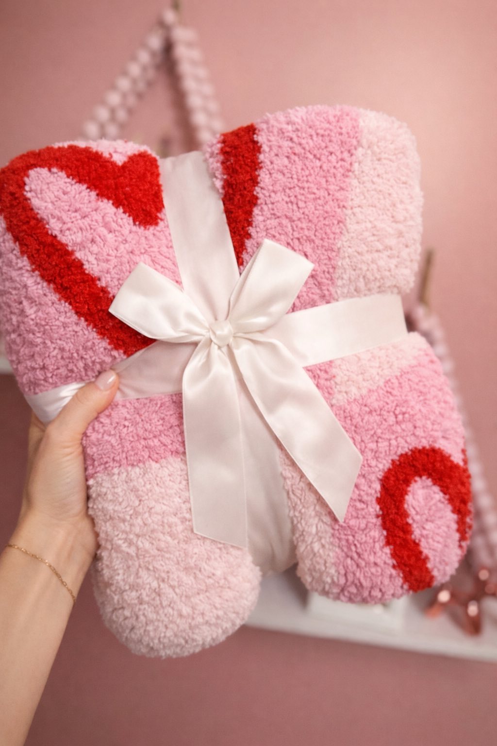 Lux Valentine Blanket
