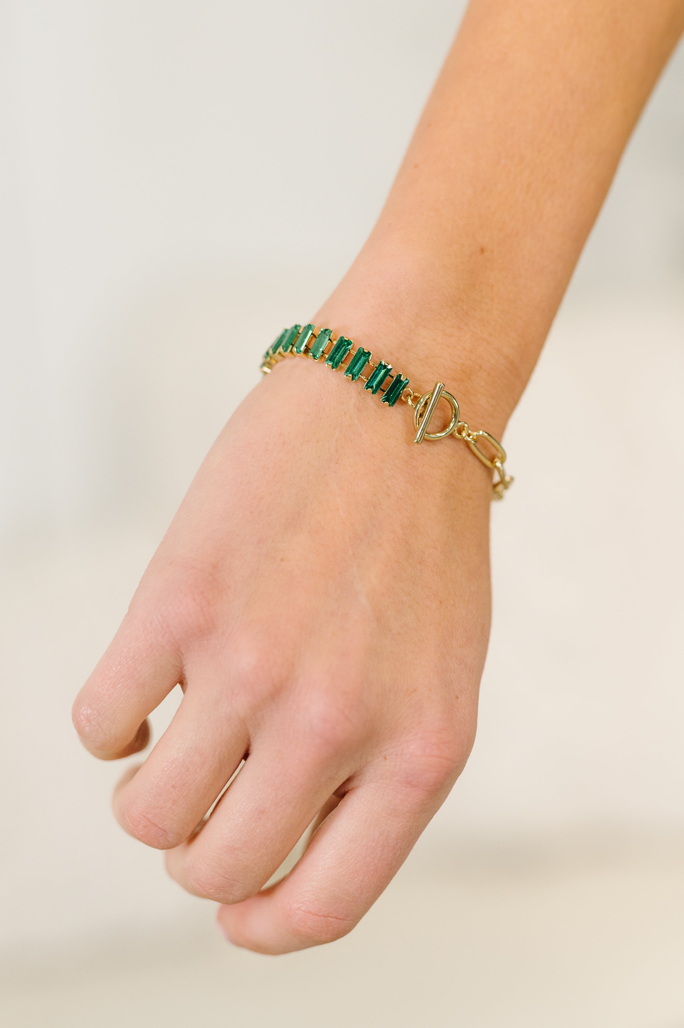 Esmeralda Toggle Bracelet in Green