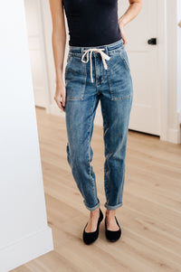 Payton Pull On Denim Joggers in Medium Wash - The Sapphire Star