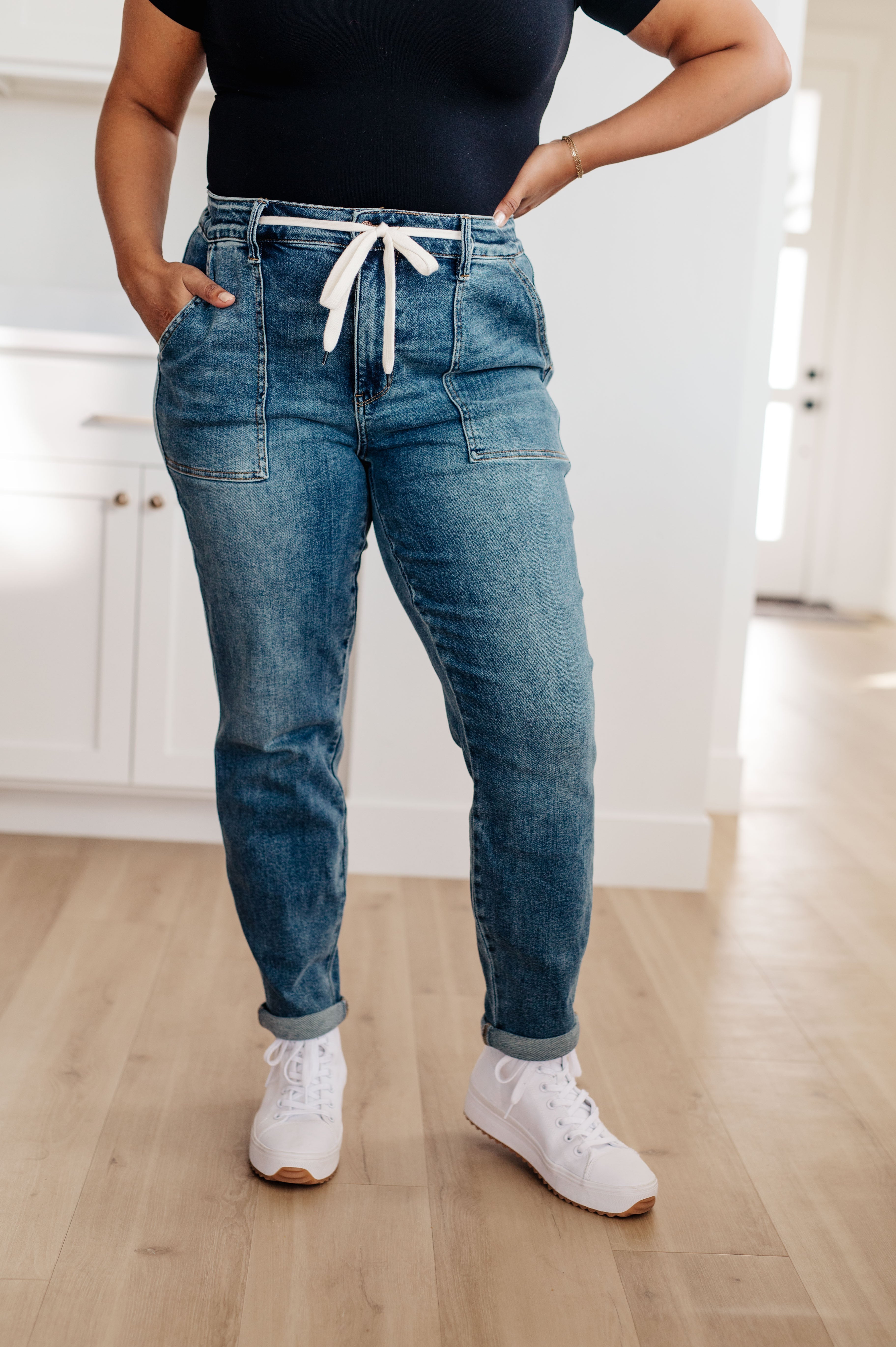 Payton Pull On Denim Joggers in Medium Wash - The Sapphire Star