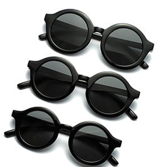 Retro Black