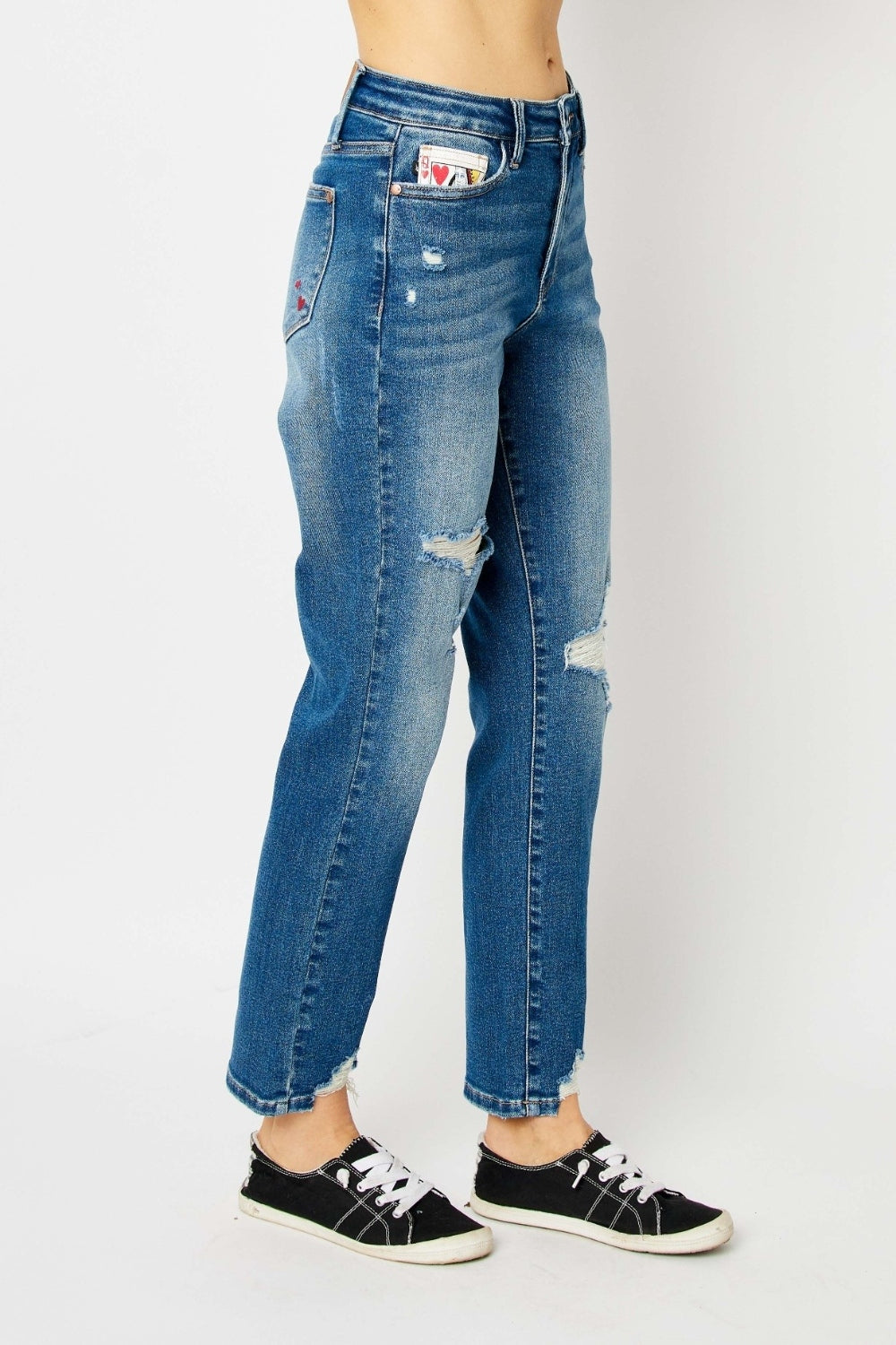 Judy Blue Queen of hearts Distressed Slim Jeans