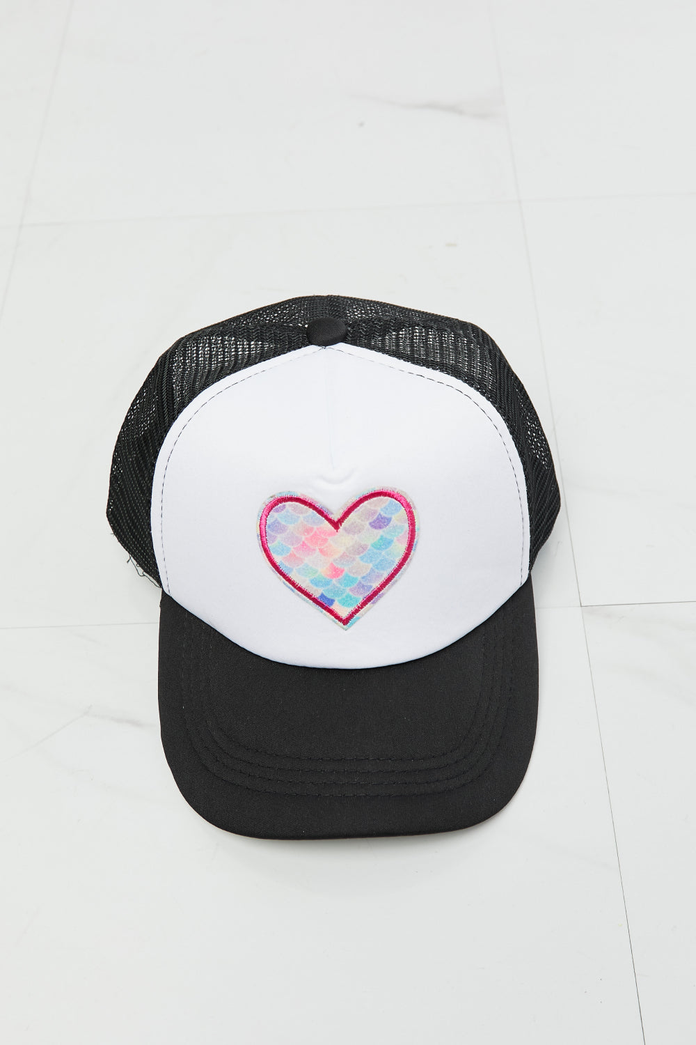 Fame Falling For You Trucker Hat in Black - The Sapphire Star