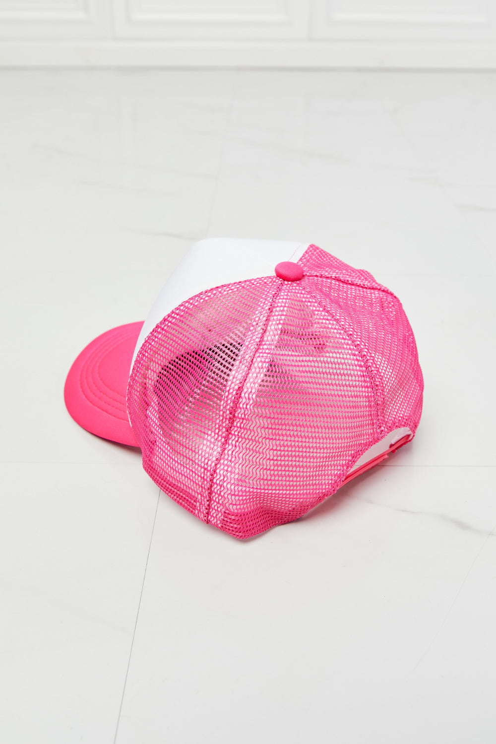 Fame Falling For You Trucker Hat in Pink - The Sapphire Star