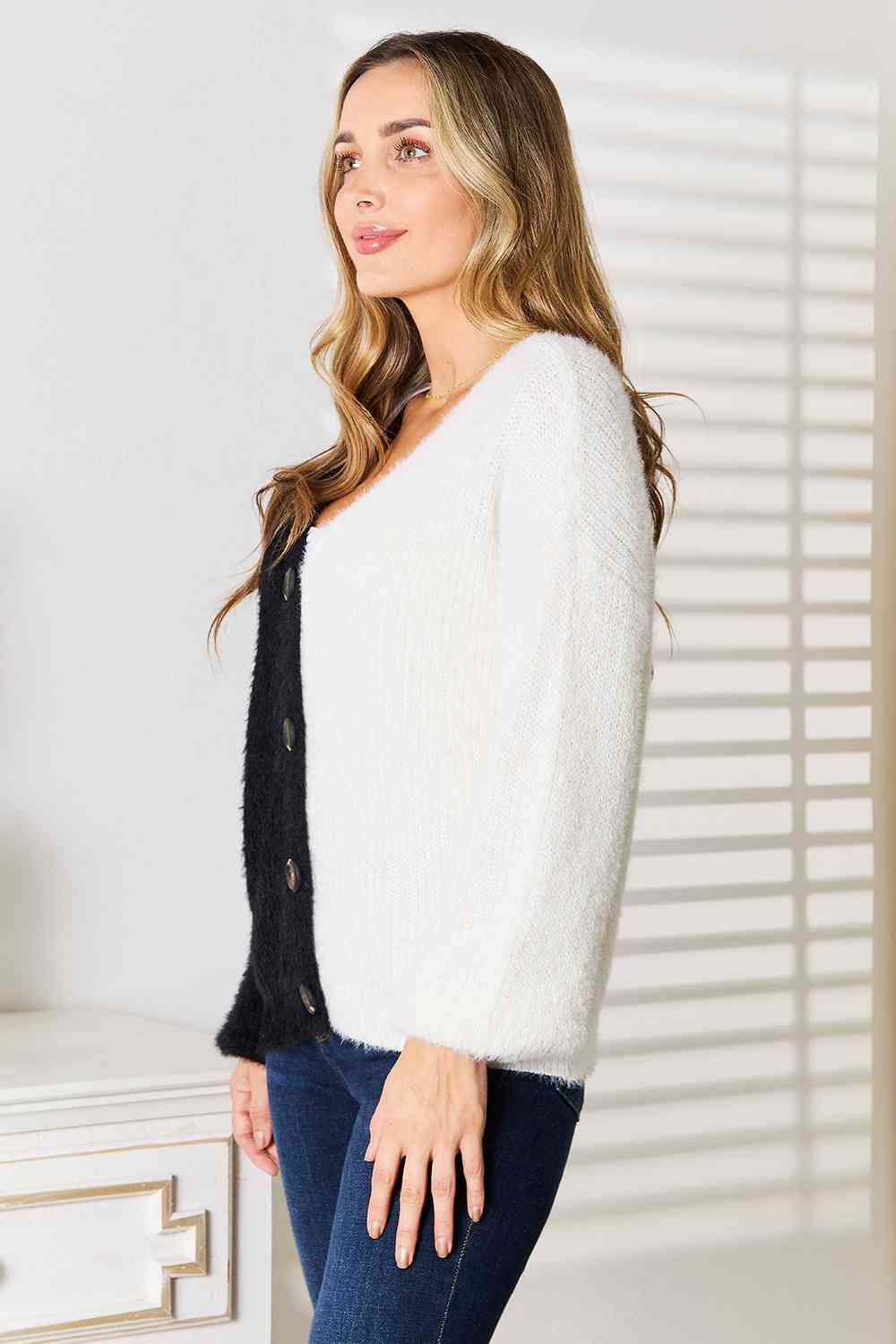 Woven Right Contrast Button-Front V-Neck Cardigan - The Sapphire Star