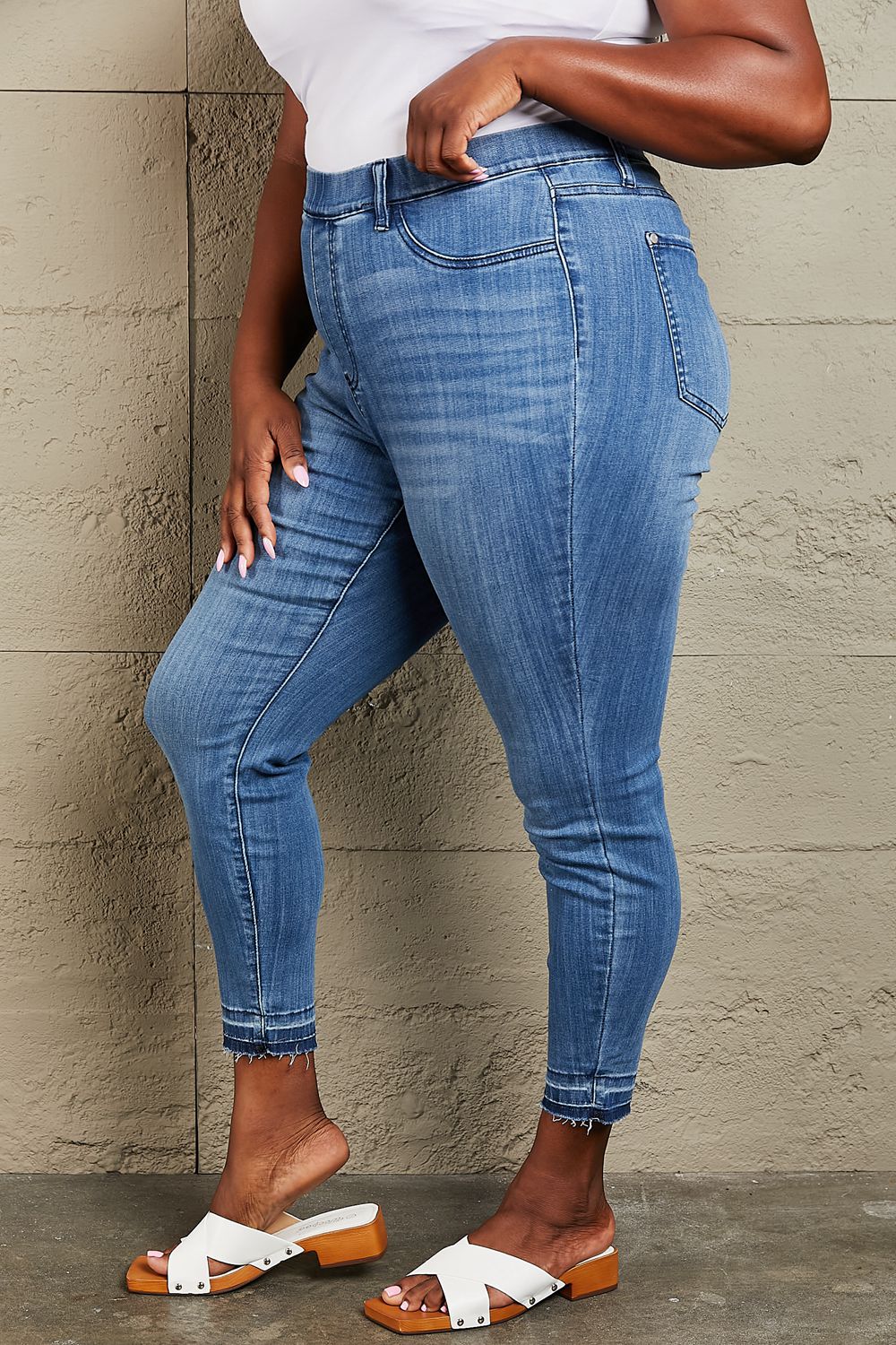 Judy Blue Janavie Full Size High Waisted Pull On Skinny Jeans - The Sapphire Star