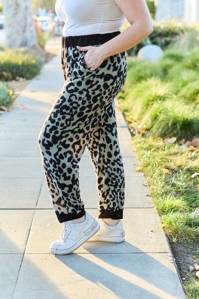 Celeste Design Full Size Leopard Contrast Sweatpants - The Sapphire Star