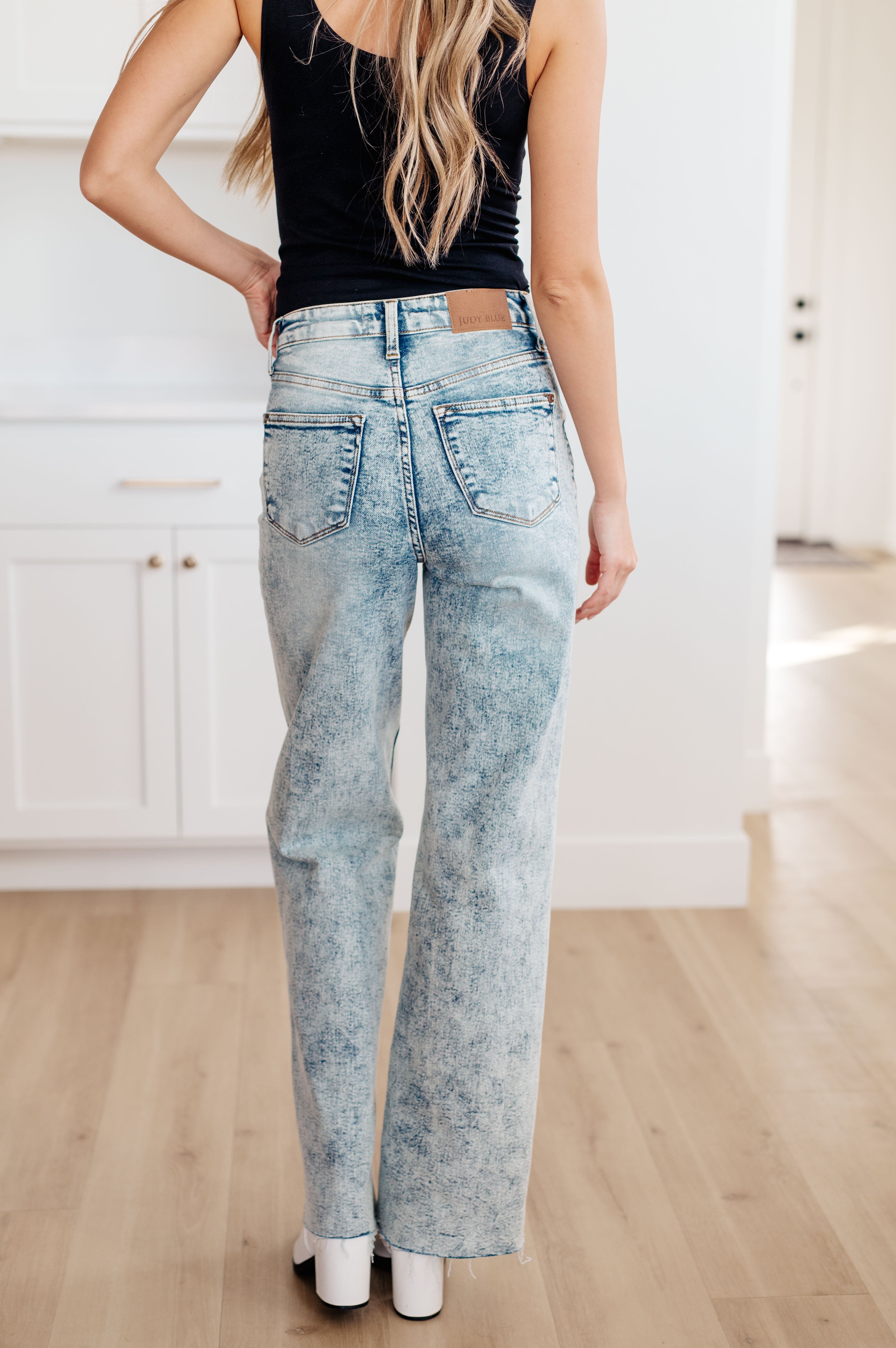 Dory High Waist Mineral Wash Raw Hem Wide Leg Jeans - The Sapphire Star