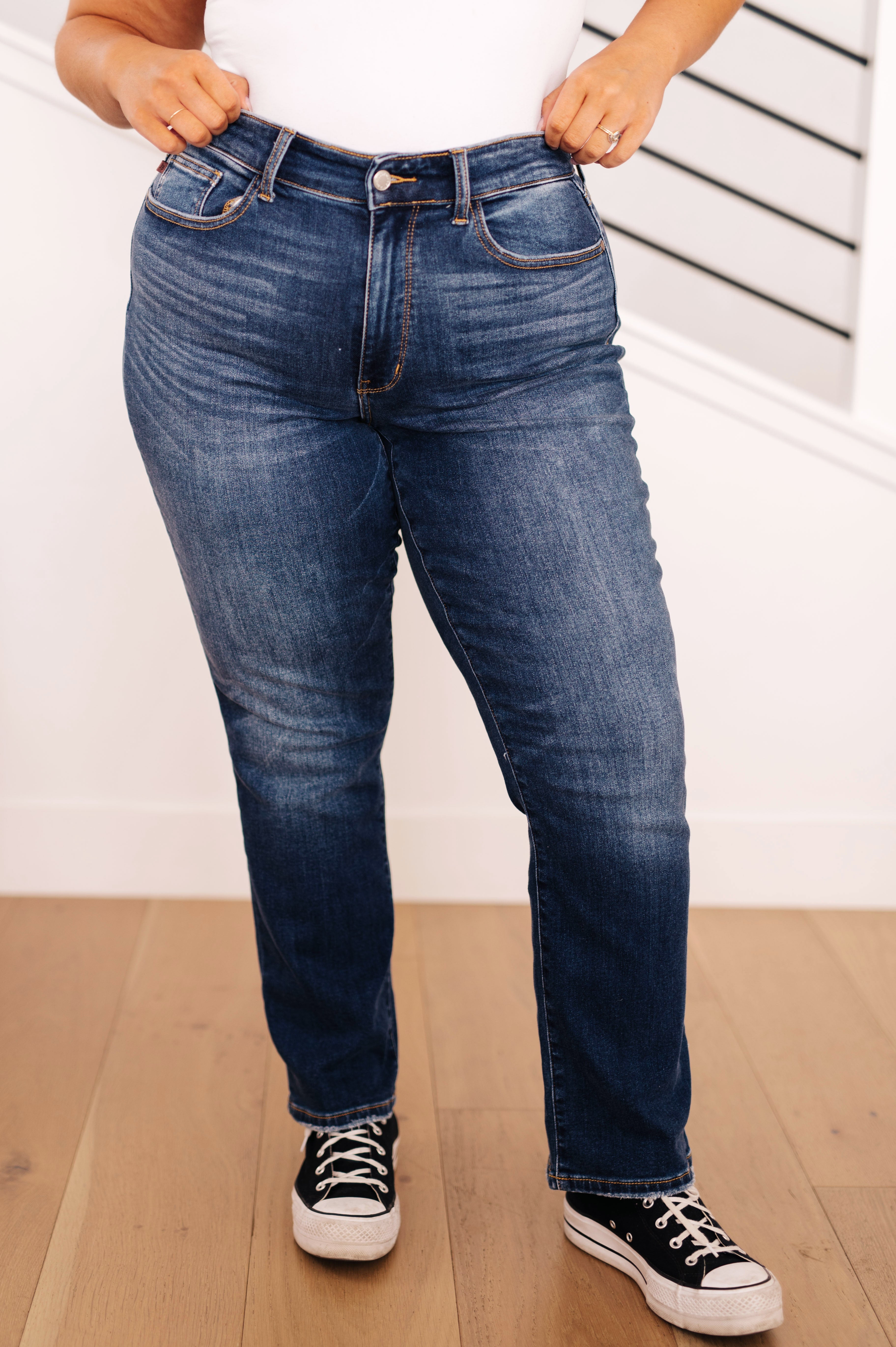 Estelle High Waist Thermal Straight Jeans - The Sapphire Star