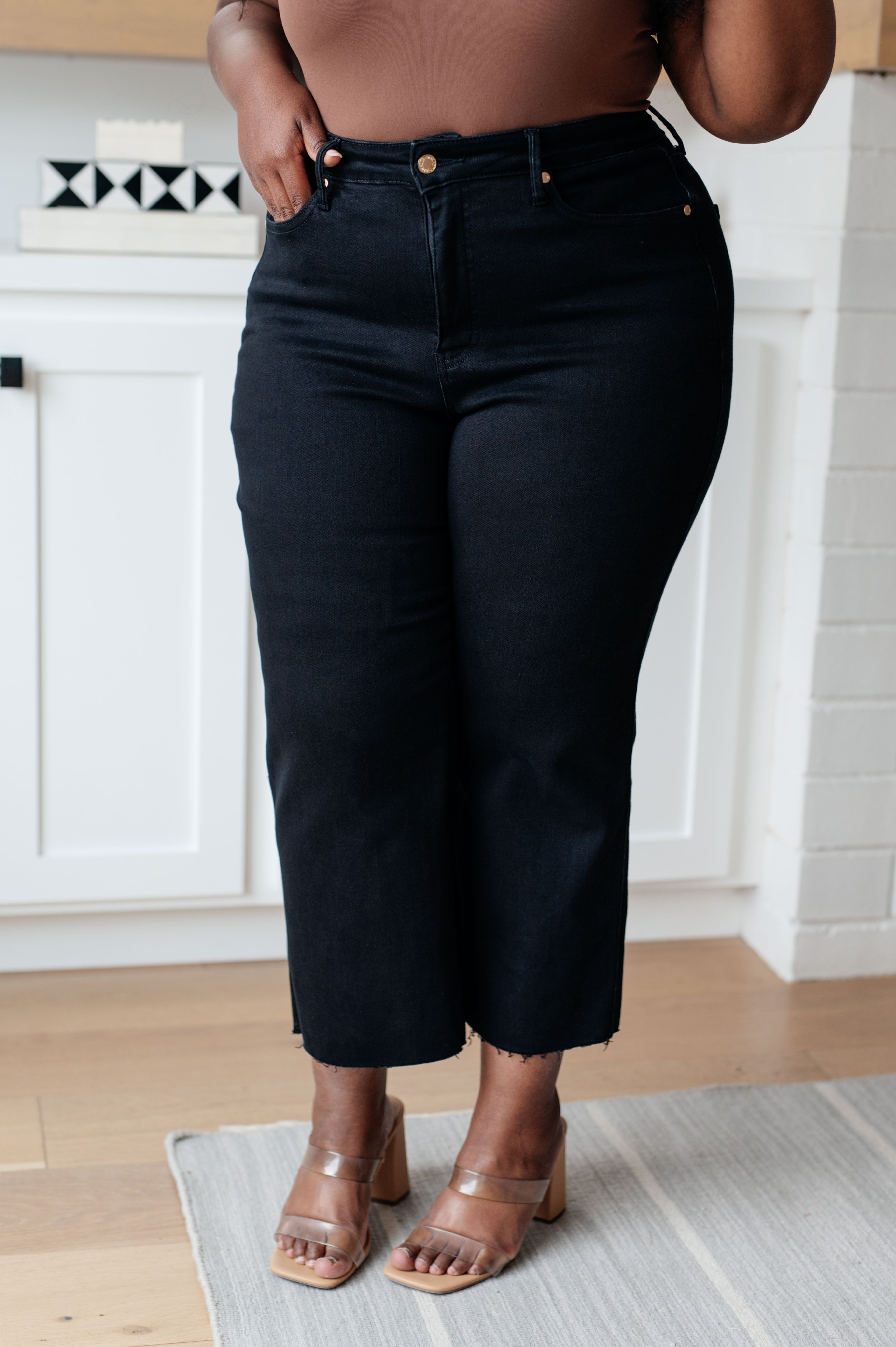 Lizzy High Rise Control Top Wide Leg Crop Jeans in Black - The Sapphire Star