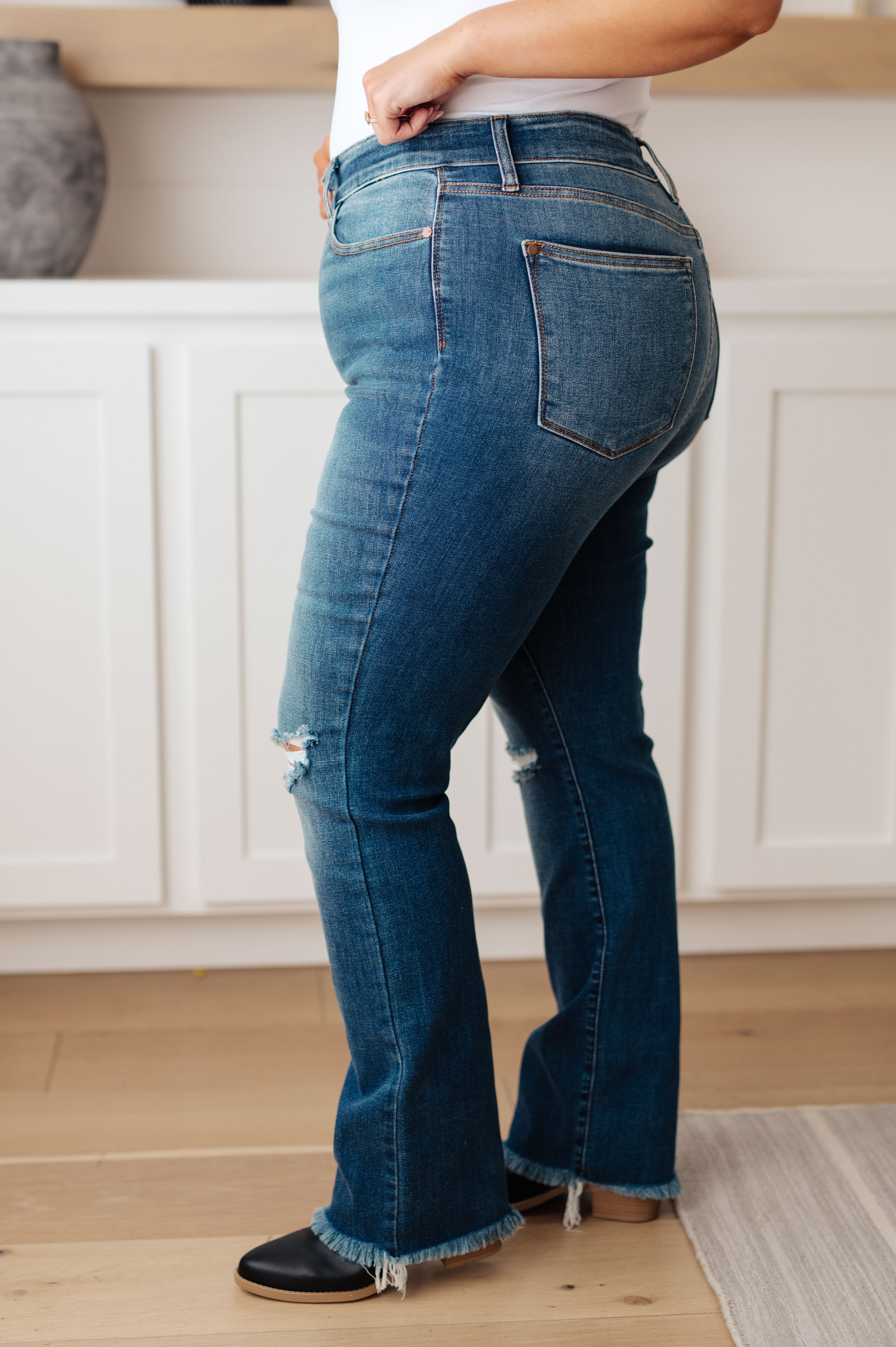 Morgan High Rise Distressed Straight Jeans - The Sapphire Star