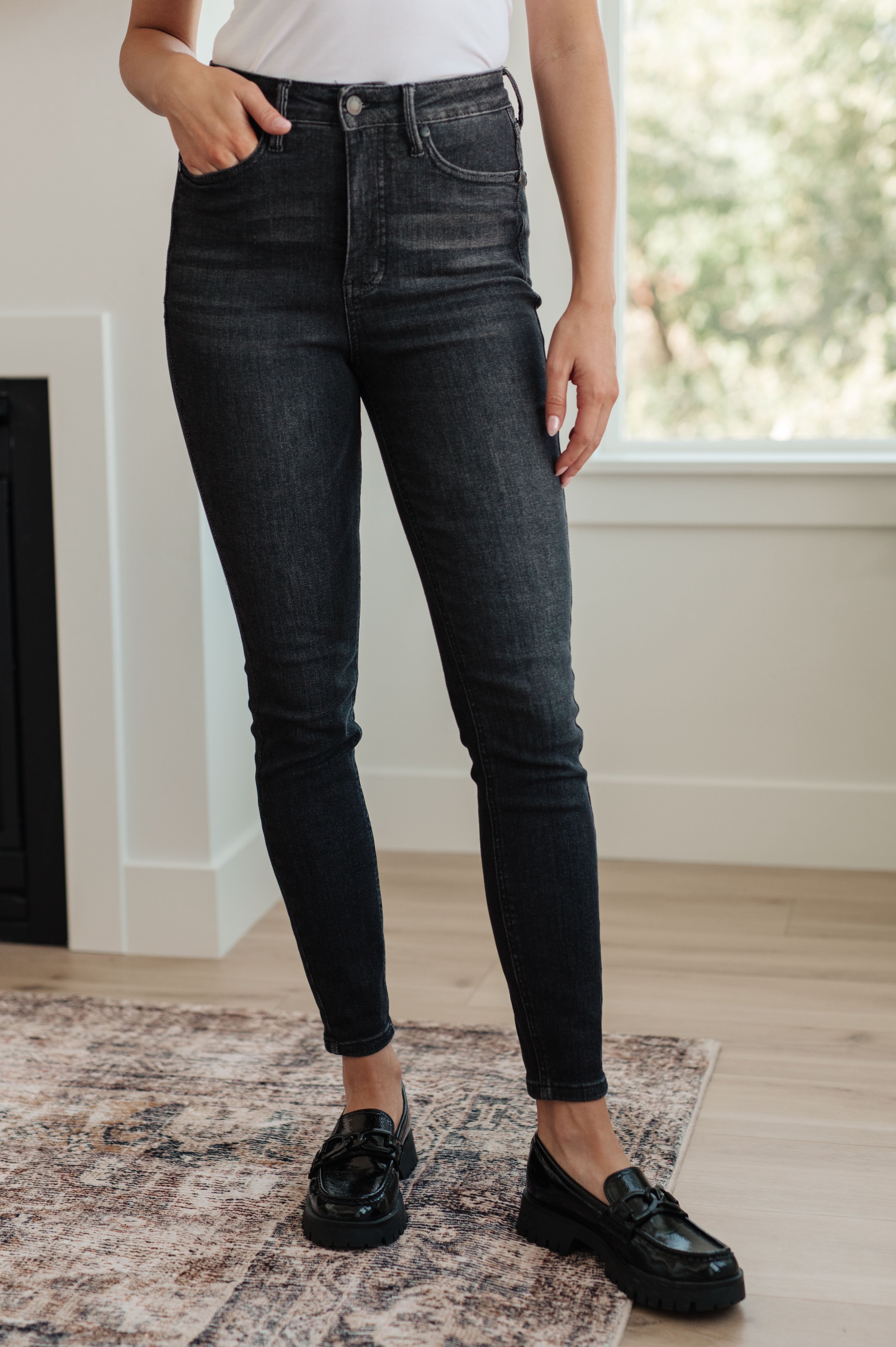 Octavia High Rise Control Top Skinny Jeans in Washed Black - The Sapphire Star