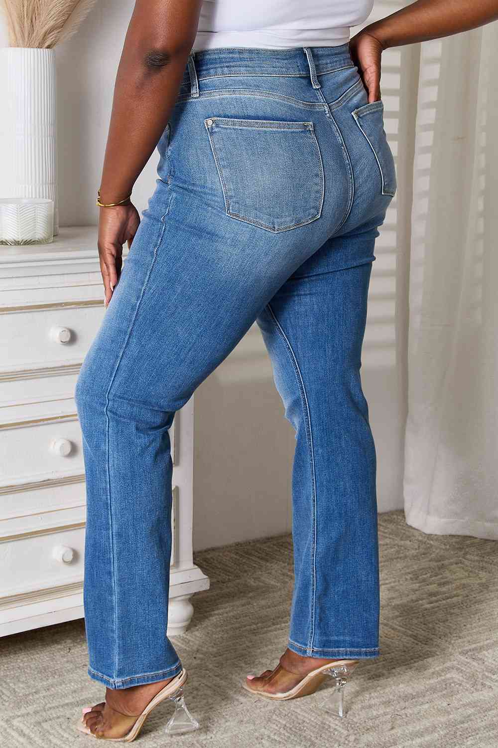 Judy Blue Full Size Straight Leg Jeans with Pockets - The Sapphire Star